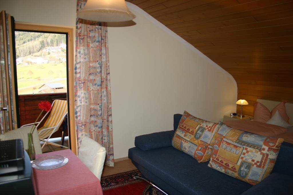 Pension Hoisl Schonberg  Room photo